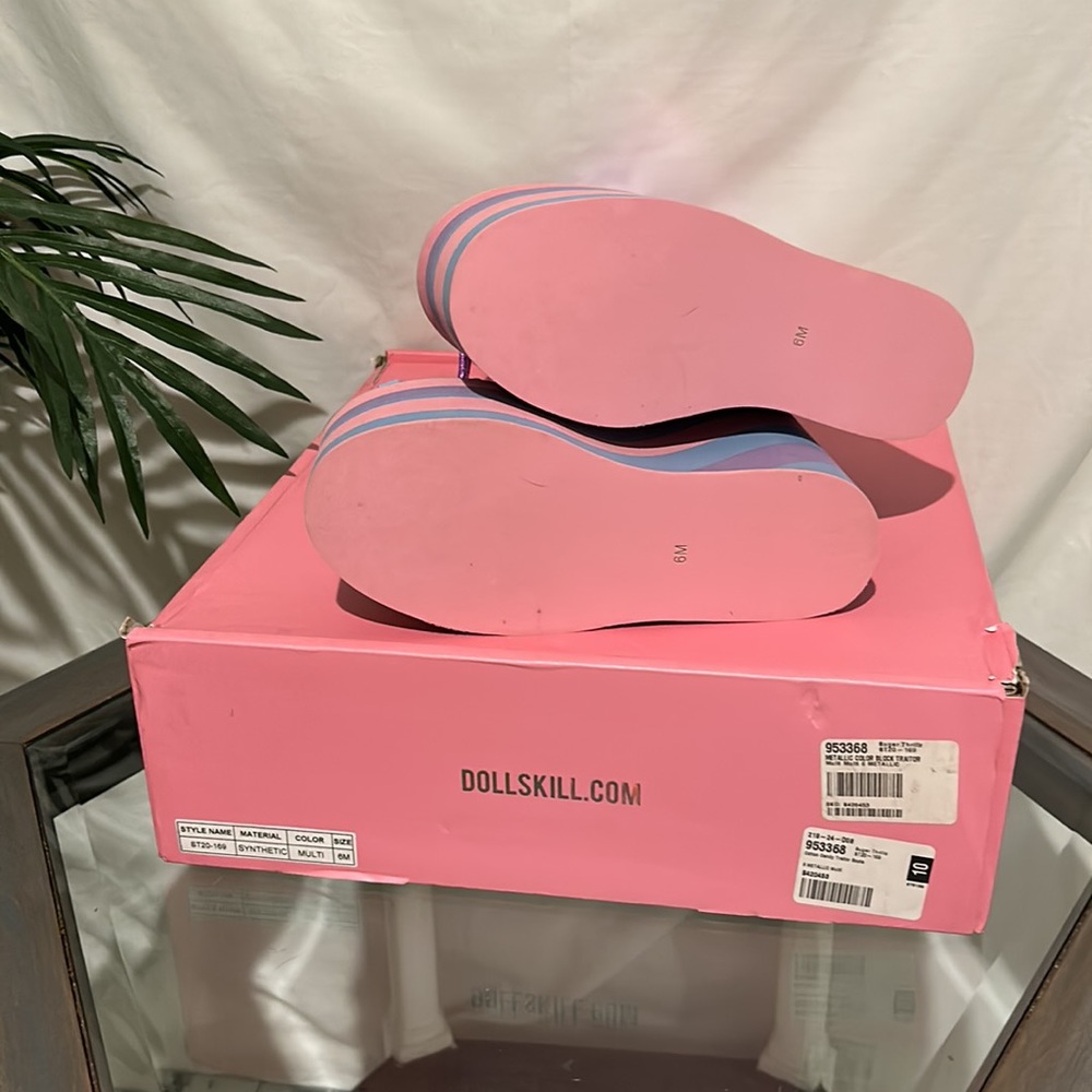 Very rare!!! Sugar Thrills brand new in box size 6 women’s. - Picture 3 of 5